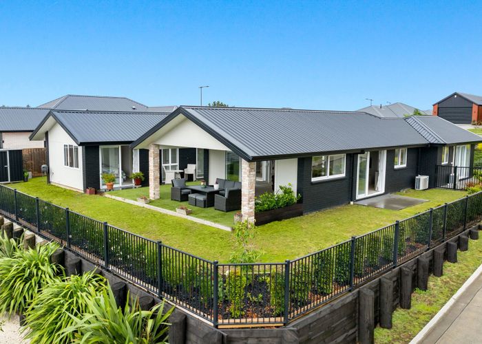  at 19 Trevor Mcmiken Drive, Patumahoe, Franklin, Auckland