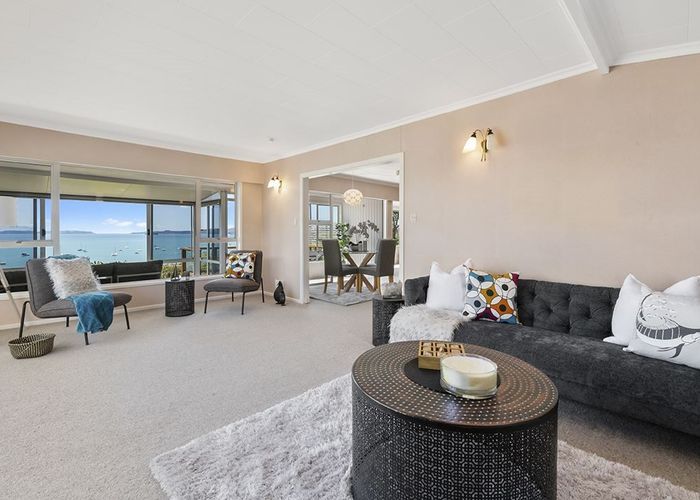  at 6 Deerness Crescent, Algies Bay, Warkworth