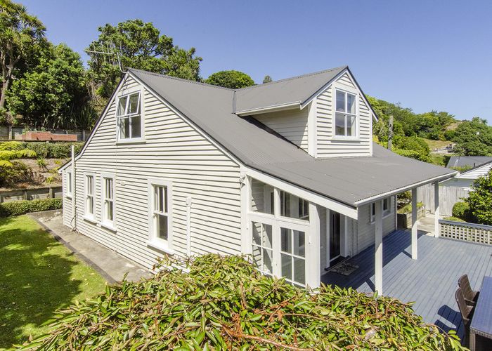  at 102 Parkvale Road, Karori, Wellington