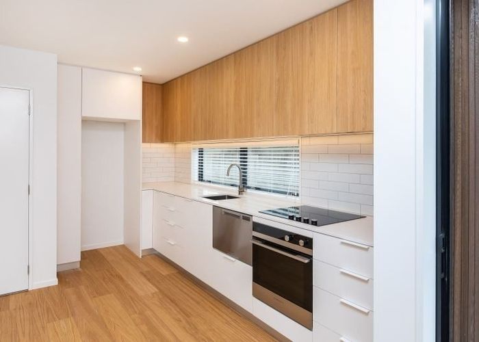  at 4/126 Rugby Street, Merivale, Christchurch City, Canterbury