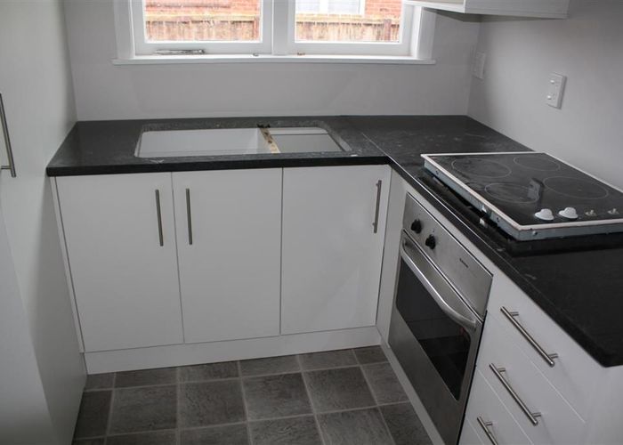  at 2 Vine Street, Mangere East, Manukau City, Auckland