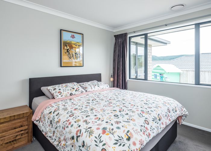  at 18 Mervyn Kemp Drive, Tawa, Wellington