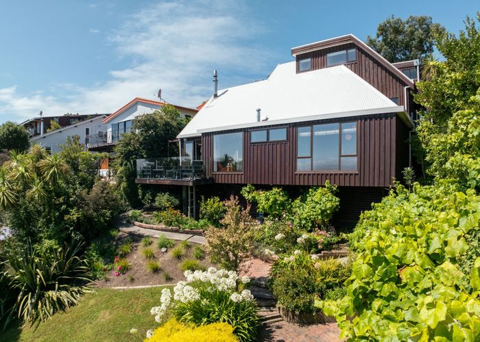  at 245 Cannon Hill Crescent, Mount Pleasant, Christchurch City, Canterbury