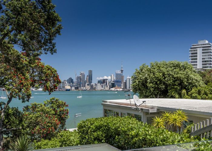  at 13 Stanley Point Road, Stanley Point, Auckland