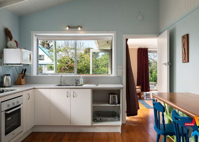  at 16 Tatai Road, Bowentown, Waihi Beach