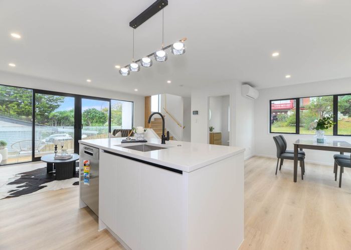  at 93A,B,C,D Bruce Road, Glenfield, North Shore City, Auckland