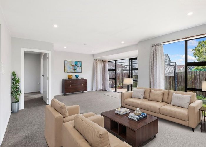  at 2/14 Bassett Street, Burwood, Christchurch