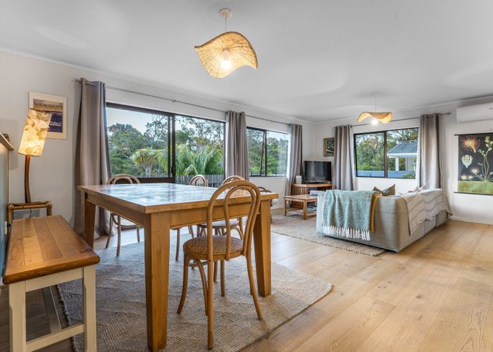  at 44 Kennedy Road, Surfdale, Waiheke Island, Auckland