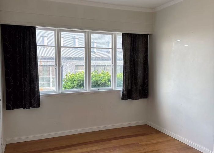  at 57 Hayr Rd, Three Kings, Auckland City, Auckland