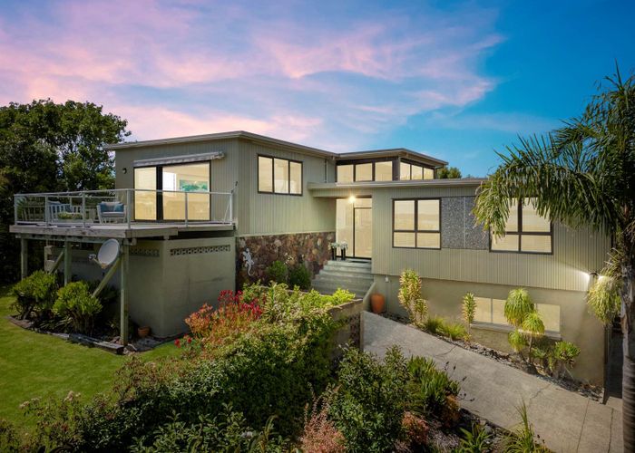  at 4 Moana Terrace, Maraetai, Auckland