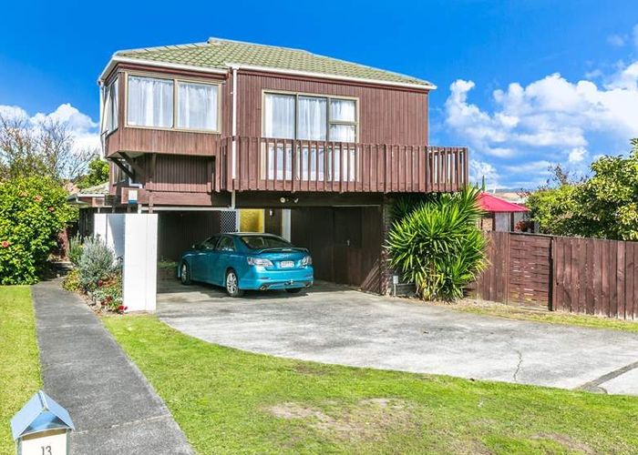  at 13 Matuhi Rise, Henderson, Waitakere City, Auckland