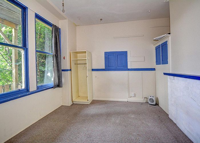  at 35 Queen Street, North Dunedin, Dunedin, Otago