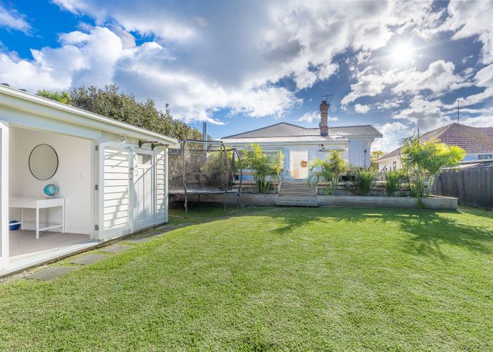 at 10 Columbia Road, Sandringham, Auckland City, Auckland