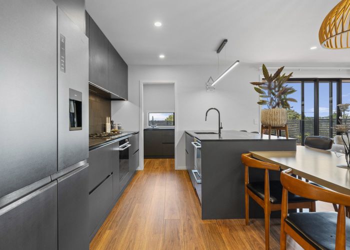  at 40 Barrett Road, Whalers Gate, New Plymouth, Taranaki