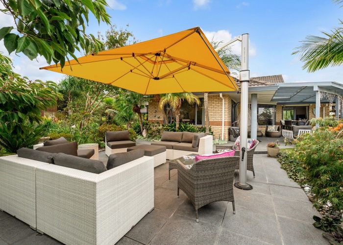  at 8 The Mews, Howick, Manukau City, Auckland