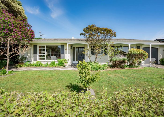  at 33 Rewarewa Crescent, Waikanae