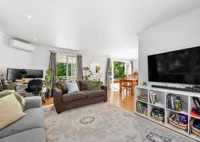  at 7 Manuka Street, Stokes Valley, Lower Hutt