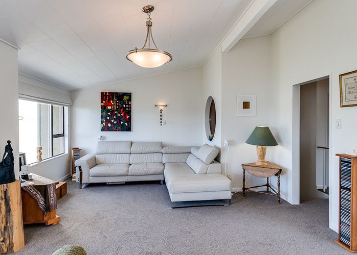  at 2/3 Lighthouse Road, Bluff Hill, Napier