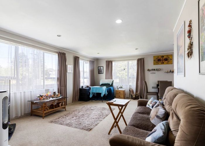  at 4/99 Ferndale Road, Mount Wellington, Auckland City, Auckland