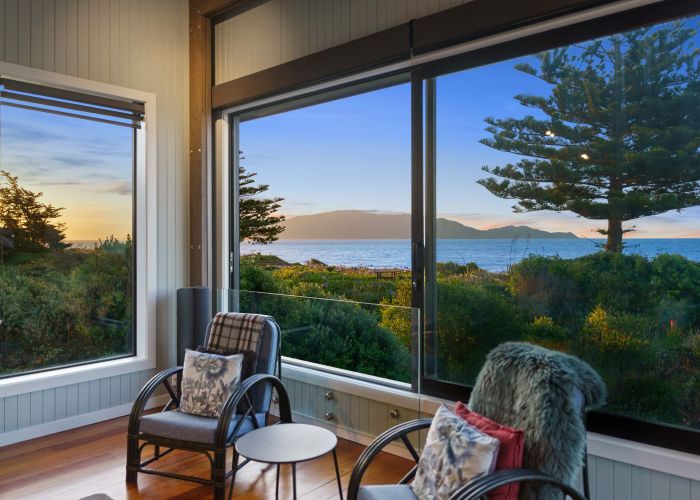  at 7 Tutere Street, Waikanae Beach, Kapiti Coast, Wellington