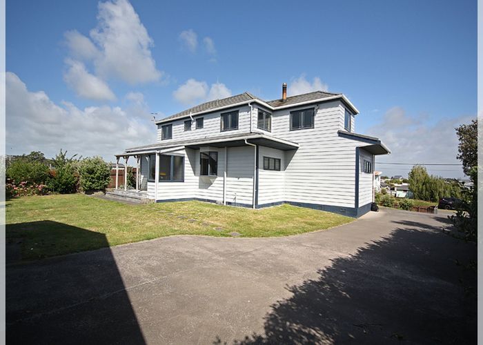  at 5 Chaffey Street, Foxton Beach, Foxton