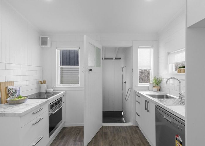  at 79 Randwick Crescent, Moera, Lower Hutt