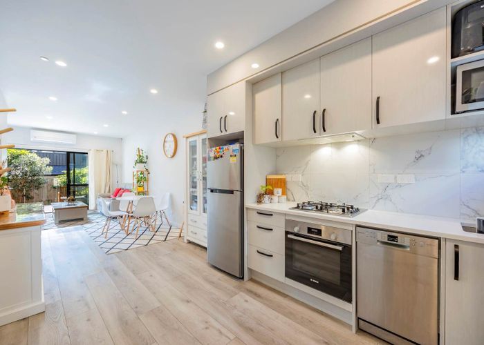  at 70D Union Road, Howick, Manukau City, Auckland