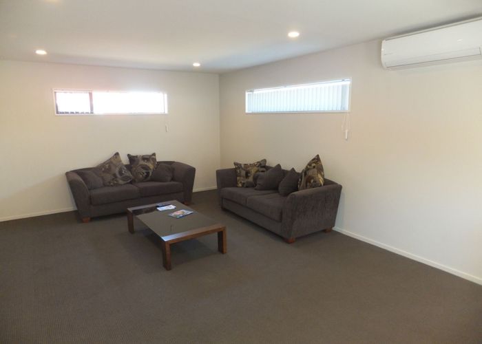  at R4/76A Peer St, Upper Riccarton, Christchurch City, Canterbury