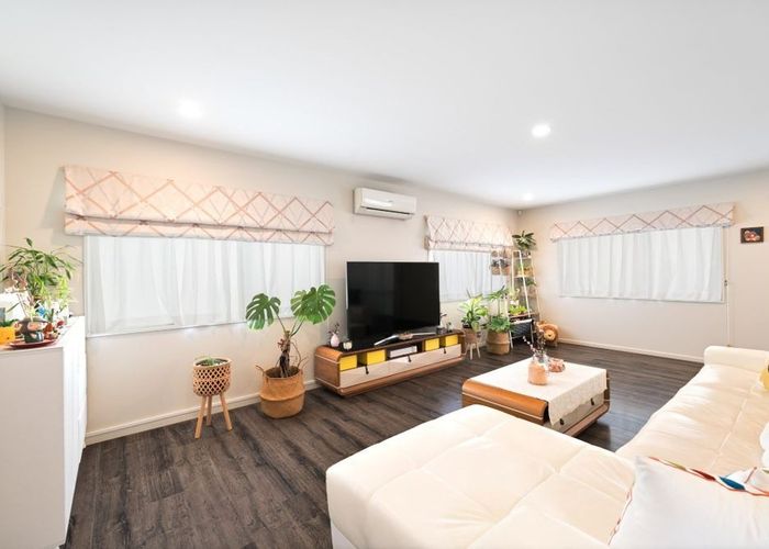  at 63A Tirimoana Road, Te Atatu South, Waitakere City, Auckland