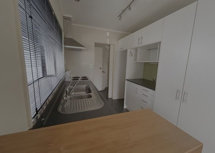  at 9 Monarch Grove, Maoribank, Upper Hutt, Wellington