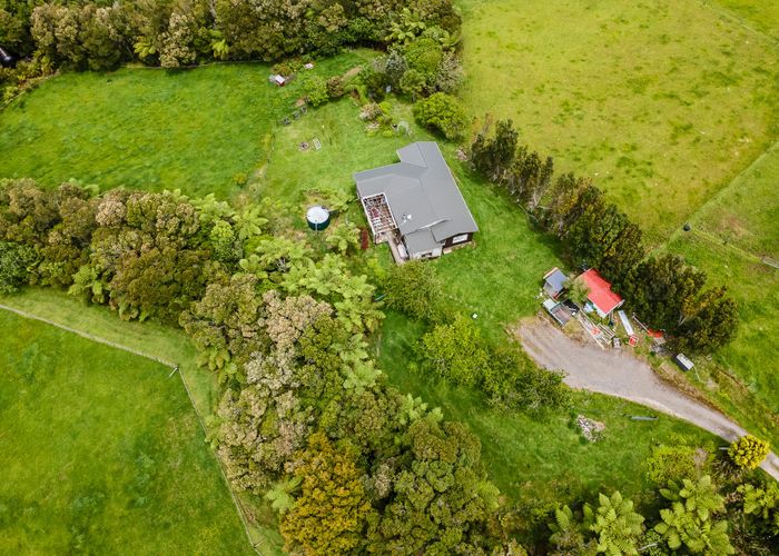  at 1389 Carrington Road, Hurworth, New Plymouth