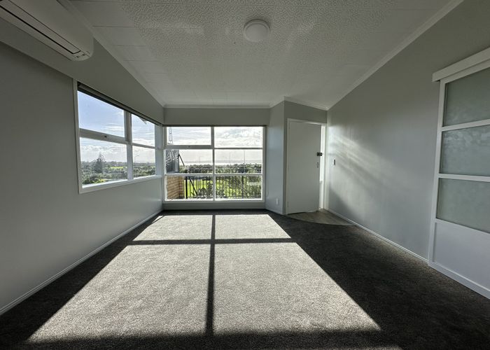  at 3/84a Royal View Road, Te Atatu South, Waitakere City, Auckland