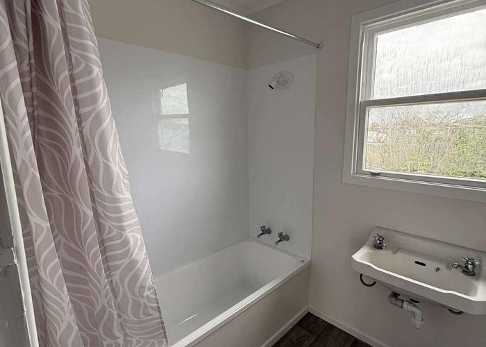  at 7/6a Durie Street, Durie Hill, Whanganui, Manawatu / Whanganui