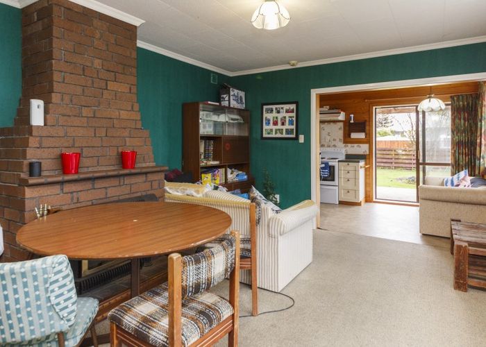  at 12 Upham Terrace, Roslyn, Palmerston North
