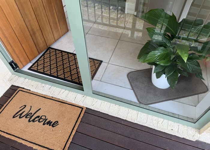  at 2/55 Normanton Street, Glenfield, North Shore City, Auckland