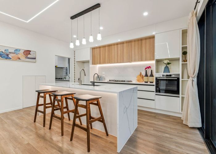  at 19 Southridge Road, Flat Bush, Manukau City, Auckland