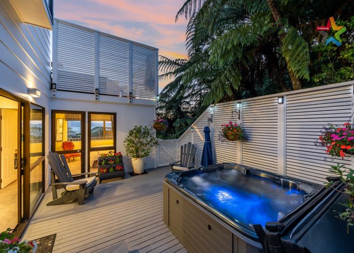  at 18 Jacaranda Grove, Maungaraki, Lower Hutt