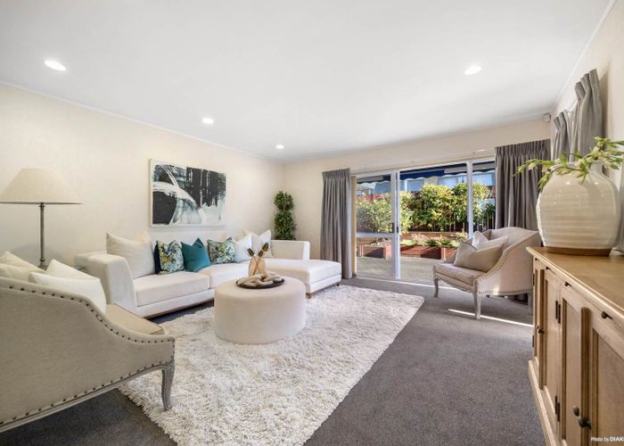  at 2/24 Pajaro Place, Northpark, Manukau City, Auckland