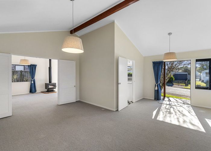  at 2 Judena Place, Pukete, Hamilton