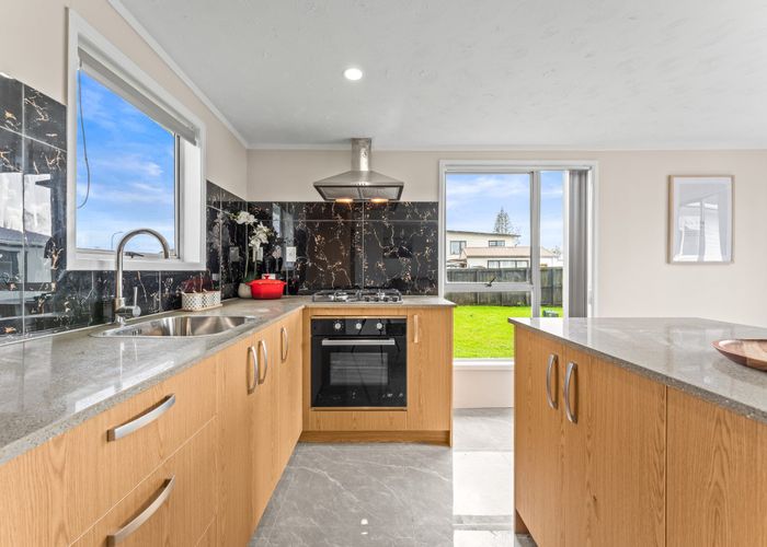  at 15 Mayflower  Close, Manukau, Manukau City, Auckland