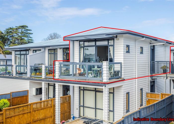  at 125/2 Armoy Drive, East Tamaki, Auckland