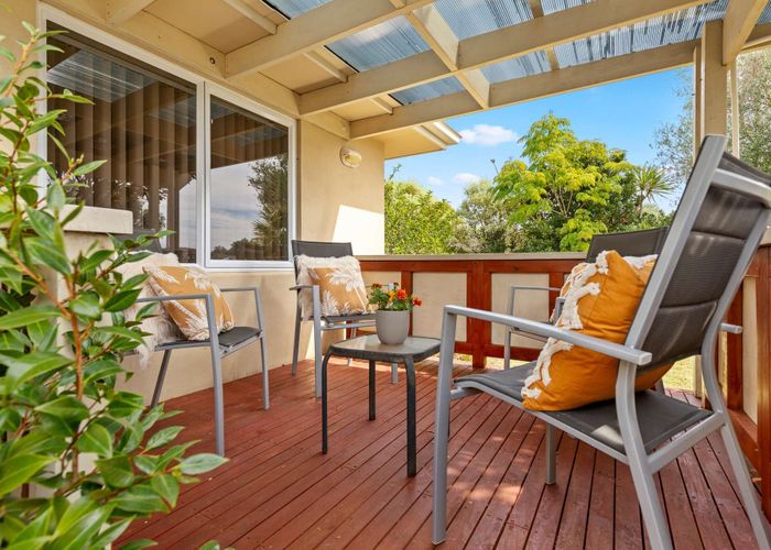  at 2 Gibson Place, Papamoa Beach, Papamoa