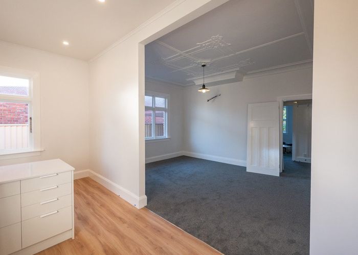  at 156 Surrey Street, Saint Clair, Dunedin