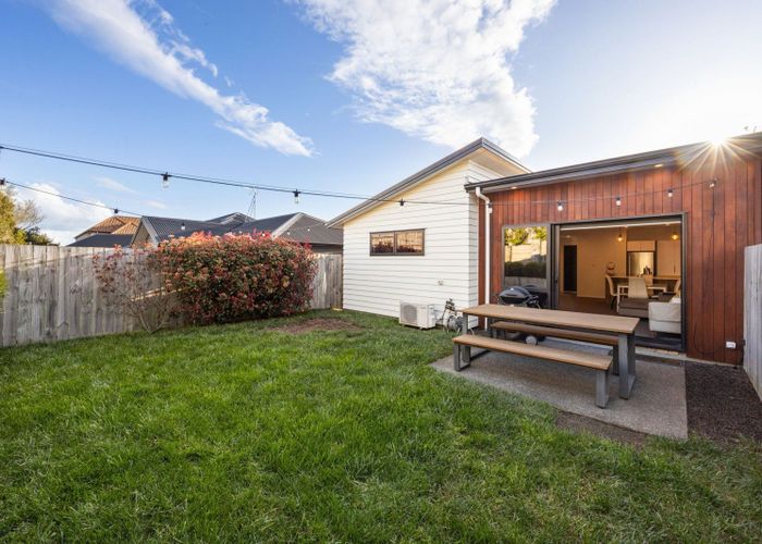  at 43C Heathfield Avenue, Huntington, Hamilton, Waikato