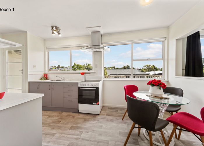  at 91 Farquhar Road, Glendene, Waitakere City, Auckland