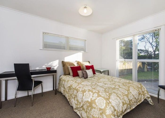  at 2/19 Thatcher Street, Mission Bay, Auckland City, Auckland