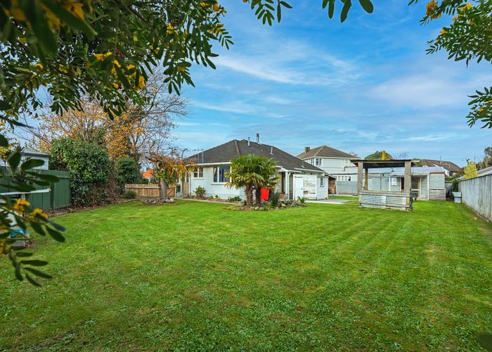  at 4 Hinton Place, Roslyn, Palmerston North