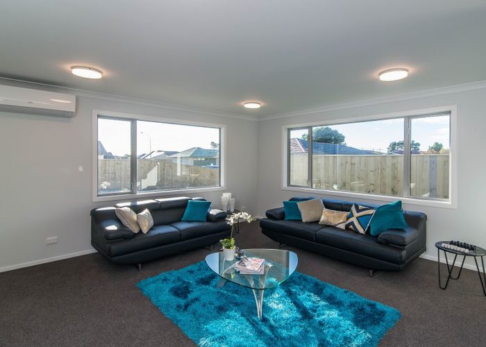  at 9 St Vincent Way, Waikanae