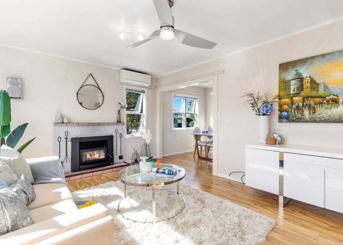  at 16 Merriefield Avenue, Forrest Hill, Auckland