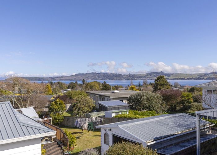  at 2/25 Golders Place, Richmond Heights, Taupo, Waikato